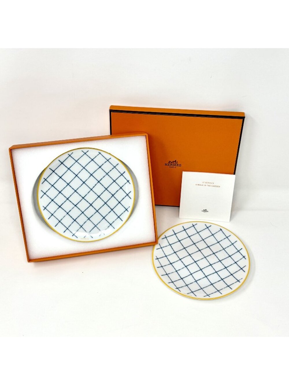 Hermes Small Round “A Walk In The Garden” Bread and Butter Porcelain Set of 2